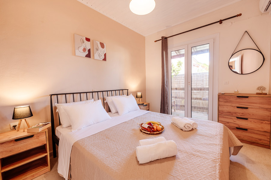 Ferienhaus Alexandros B - Das erste Schlafzimmer